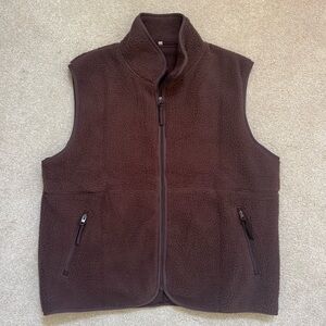 Women’s Brown Zip-Front Sherpa Fleece Vest